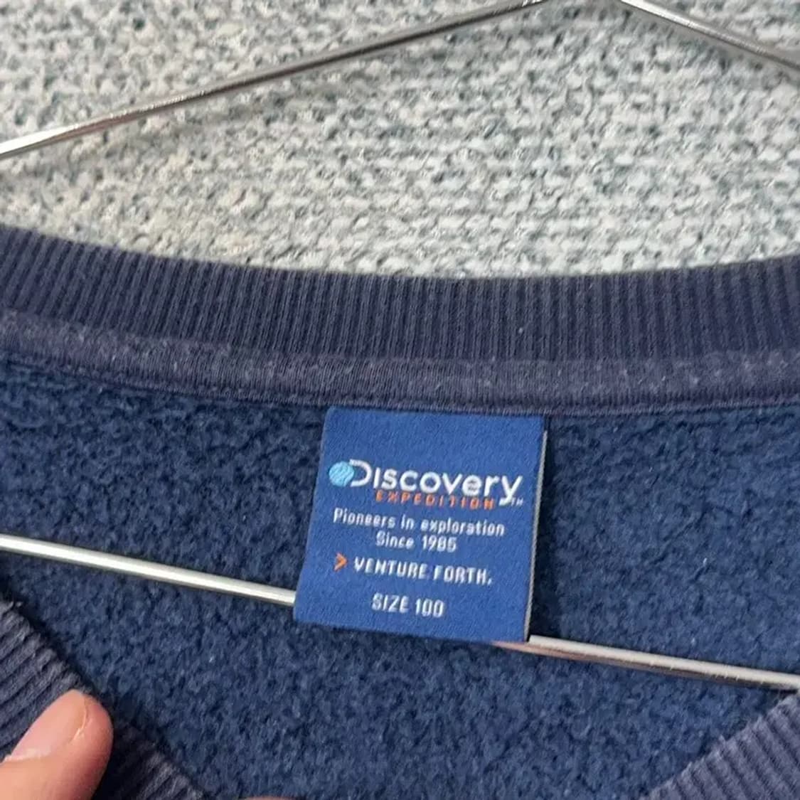 디스커버리 프린팅 네이비 맨투맨 100 상품이미지3