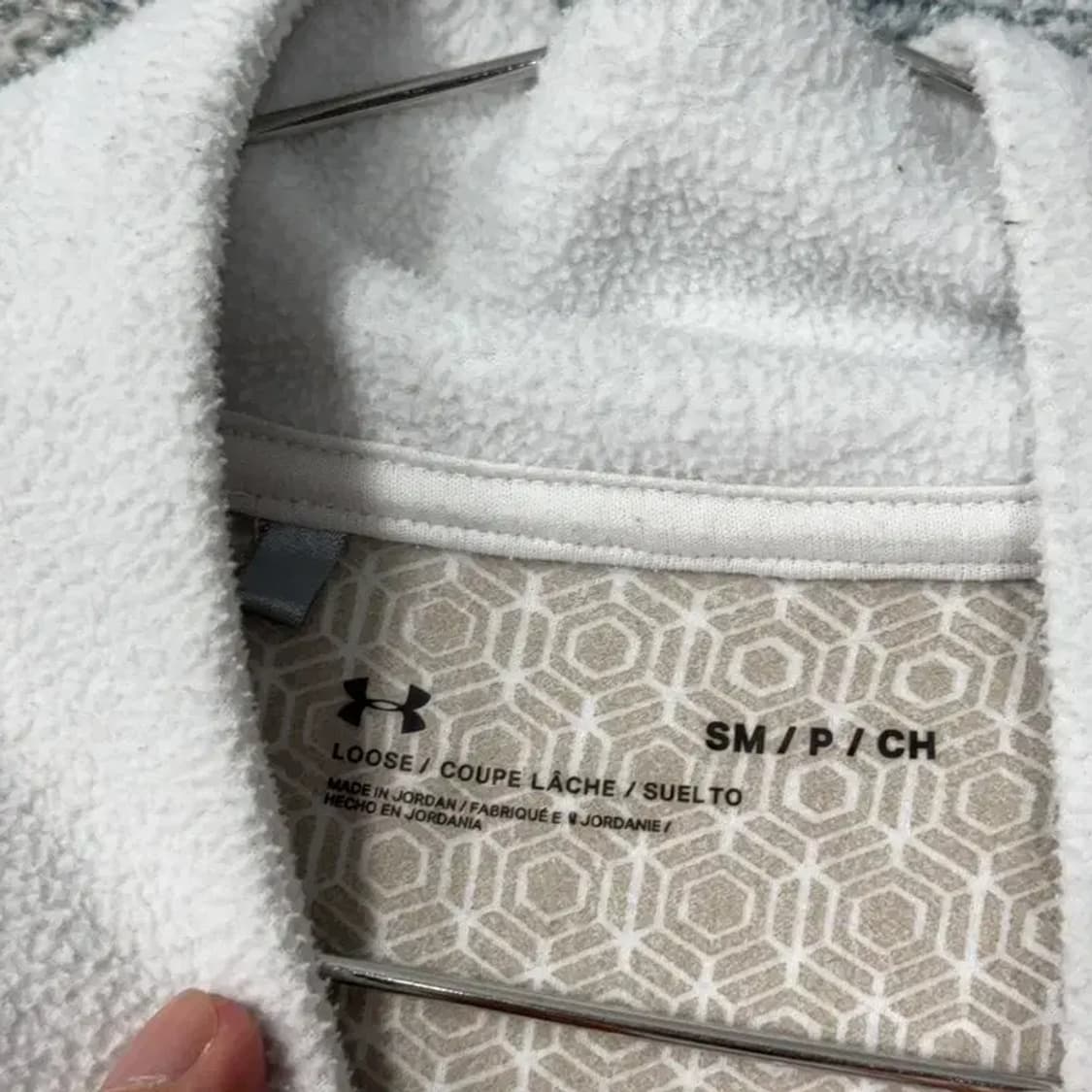 언더아머 숄넥 화이트 맨투맨 S 상품이미지3