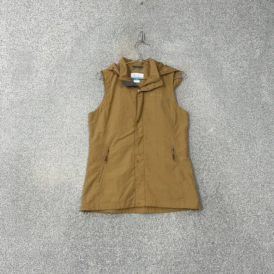 콜롬비아 로고 카키 등산 조끼 M 상품이미지1