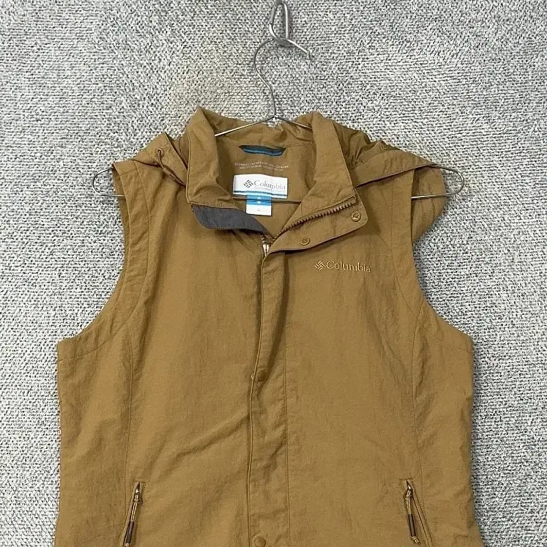 콜롬비아 로고 카키 등산 조끼 M 상품이미지3