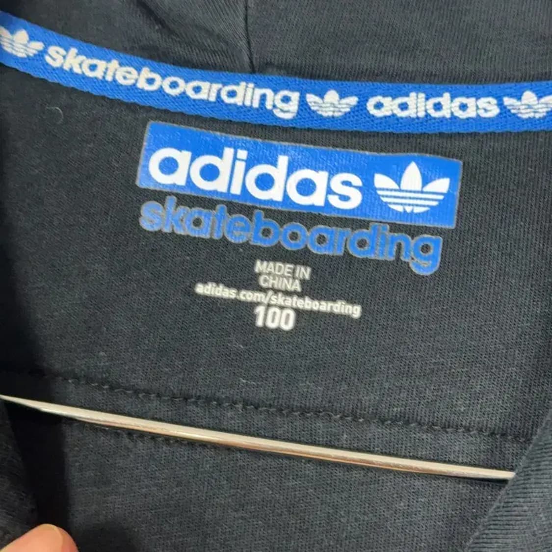 아디다스 불꽃로고 블랙 후드집업 100 상품이미지3