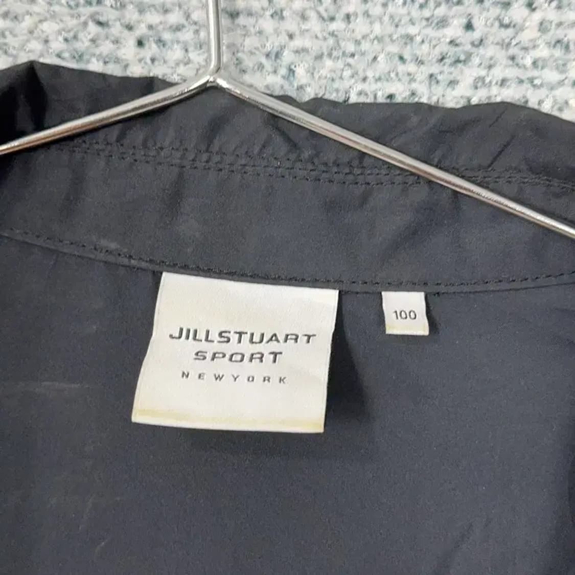 질스튜어트 백 프린팅 블랙 바람막이 100 상품이미지3