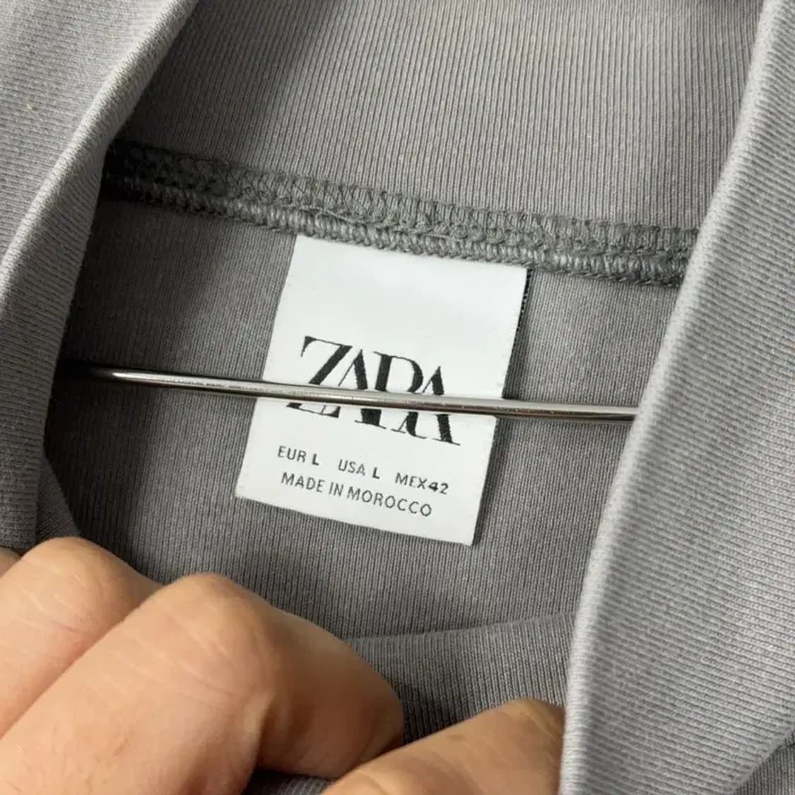 자라 터틀넥 캐주얼 남성 맨투맨 L 상품이미지3