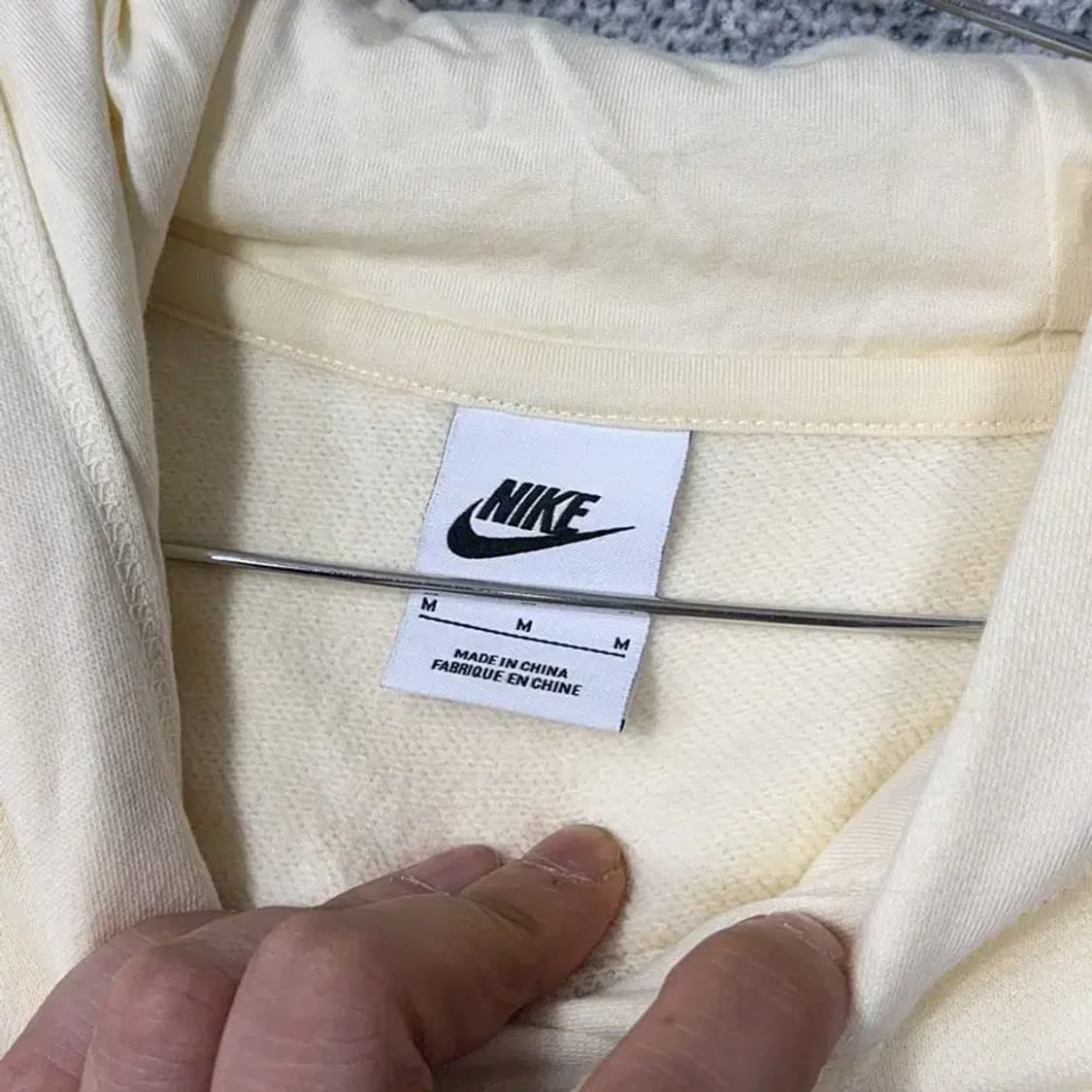 나이키 프린팅 옐로우 크롭 후드티 M 상품이미지3