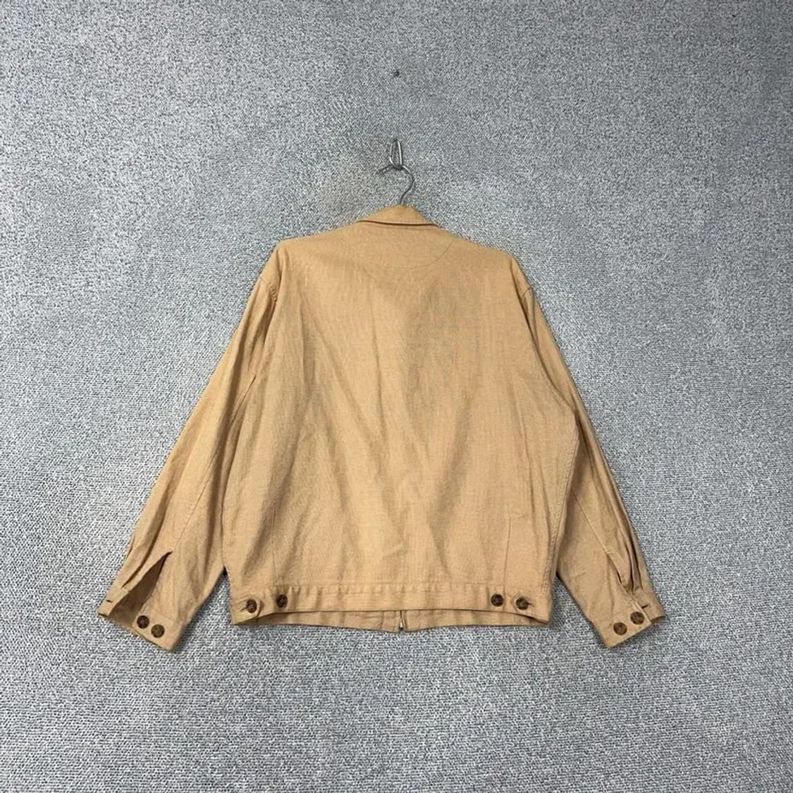 올젠 로고 캐주얼 베이지 남성 클래식 해링턴 자켓 100 상품이미지2