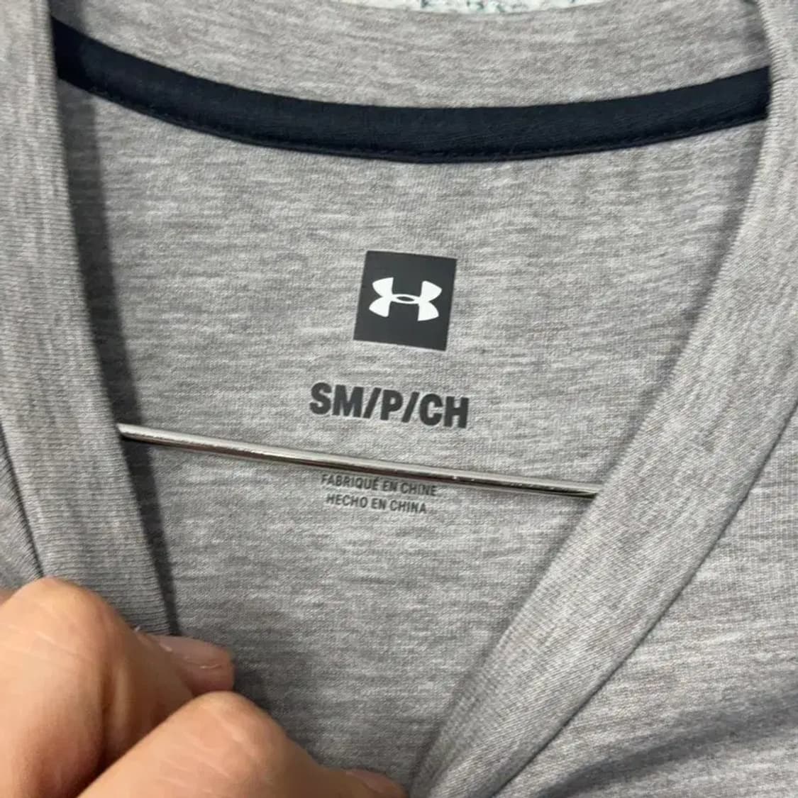 언더아머 프린팅 기능성 그레이 맨투맨 S 상품이미지3