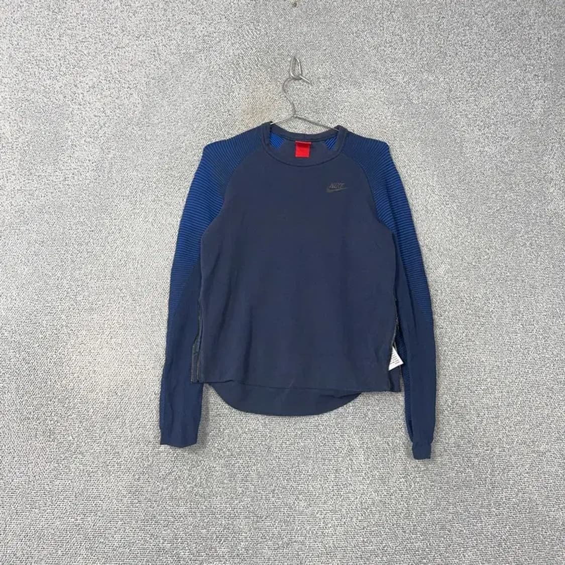 나이키 기능성 스우시 네이비 맨투맨 S 상품이미지1