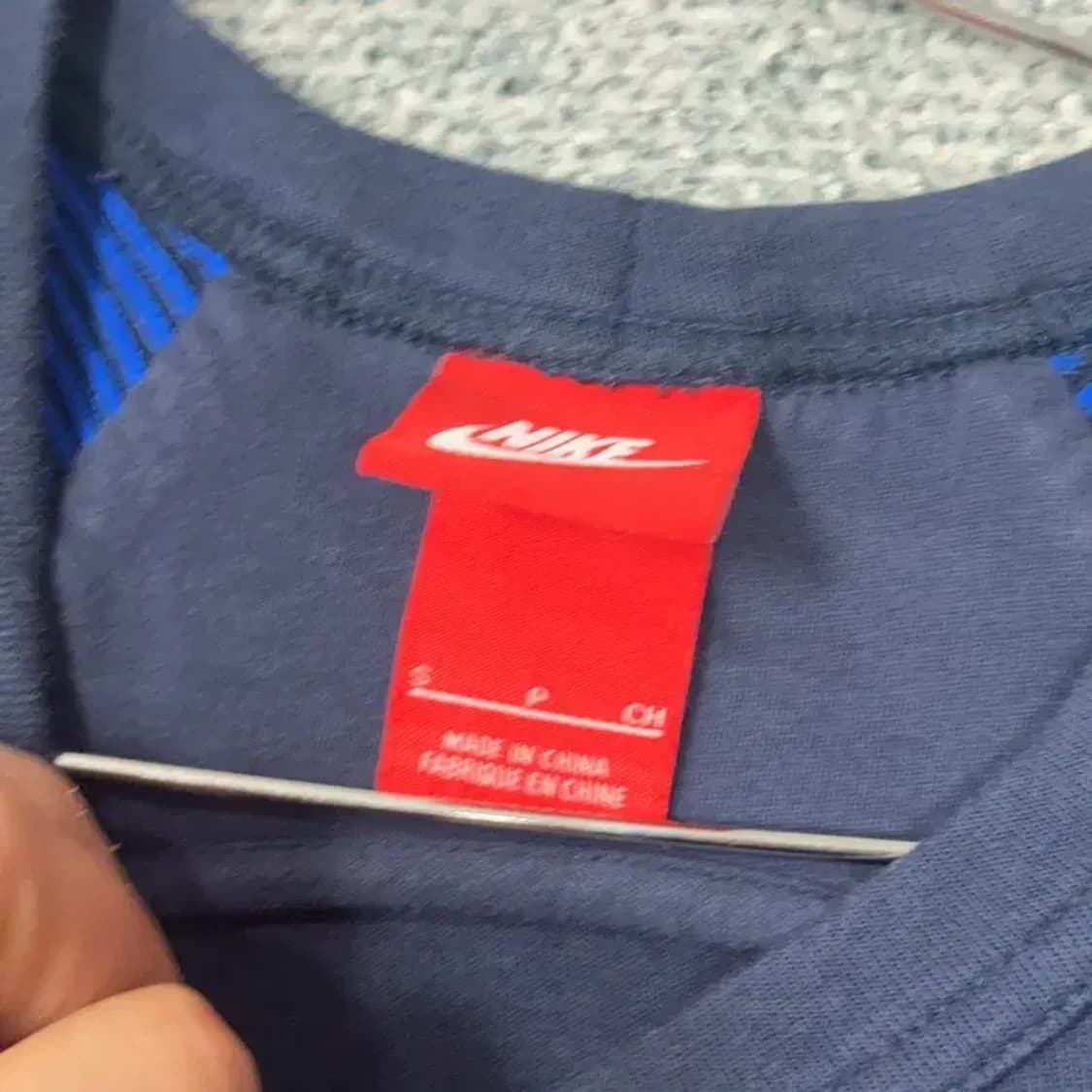 나이키 기능성 스우시 네이비 맨투맨 S 상품이미지5