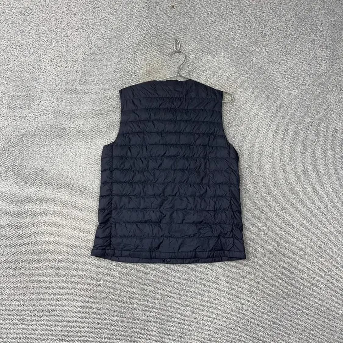 유니클로 네이비 조끼 패딩 M 상품이미지2