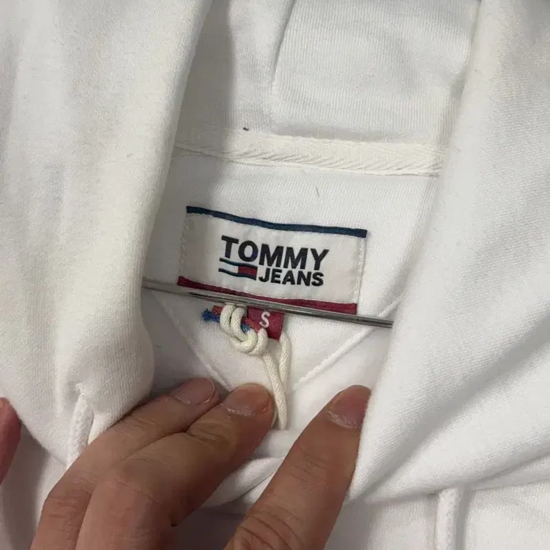 타미 진스 프린팅 로고 화이트 크림 오버핏 후드티 S 상품이미지3