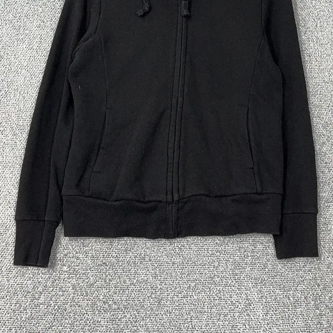 유니클로 블랙 보아털 후드집업 M 상품이미지4