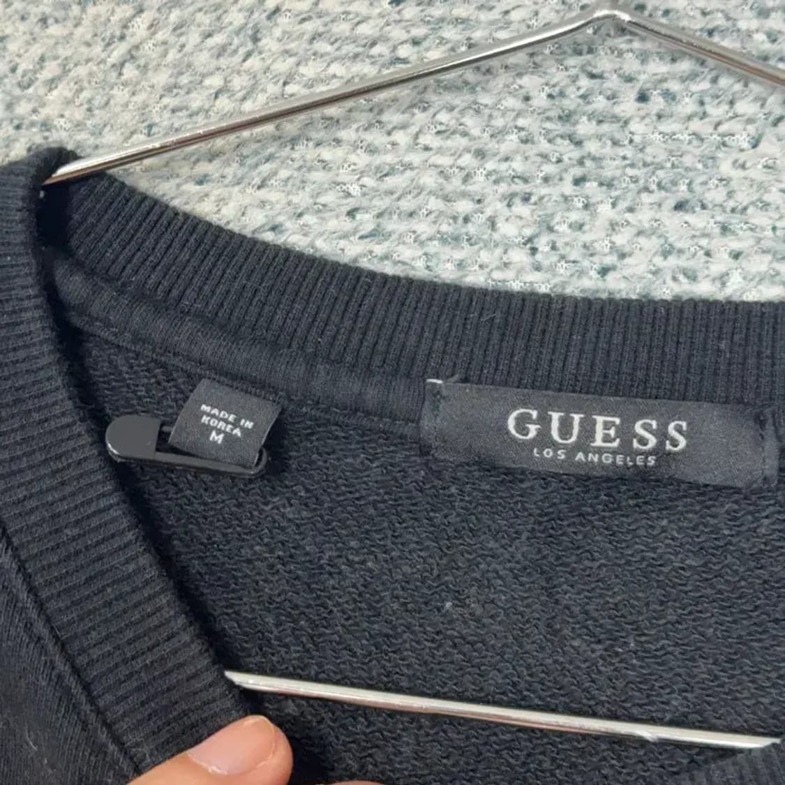 게스 센터 로고 캐주얼 블랙 맨투맨 M 상품이미지3