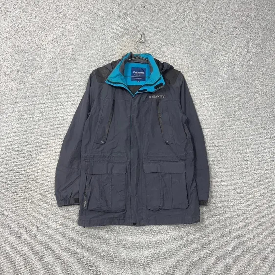 디스커버리 포켓 네이비 바람막이 자켓 100 상품이미지1