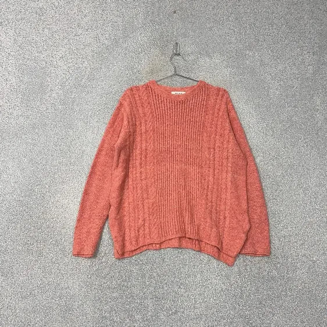 마인 한섬 여성 캐주얼 코랄 아크릴 니트 90 상품이미지1