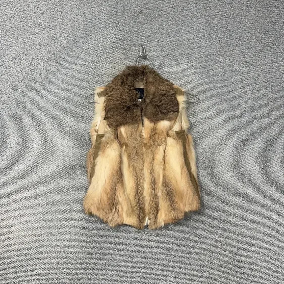 여성 토끼털 베이지 퍼 조끼 66 상품이미지1