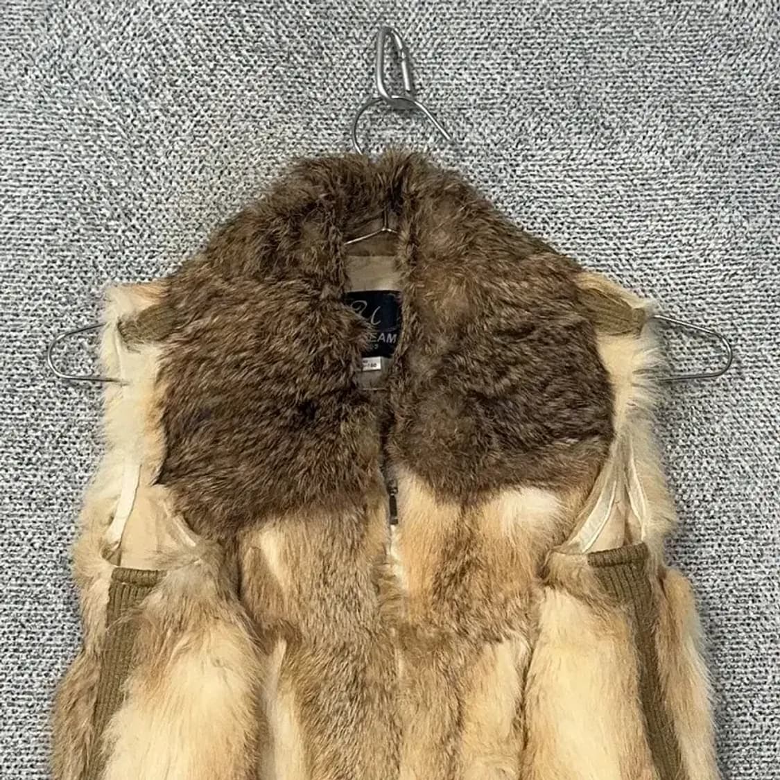 여성 토끼털 베이지 퍼 조끼 66 상품이미지3