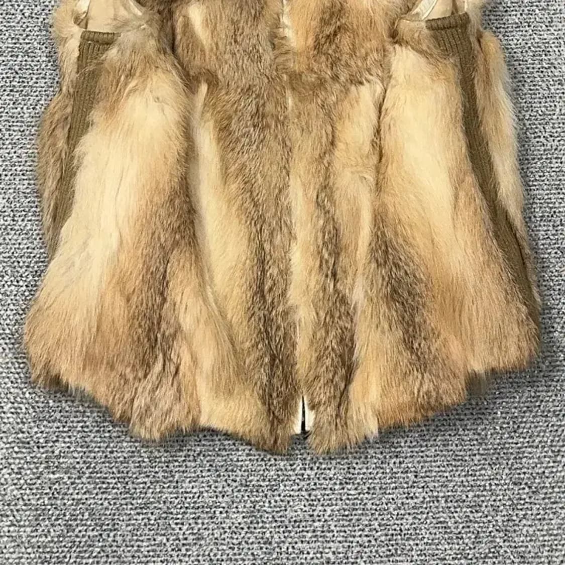 여성 토끼털 베이지 퍼 조끼 66 상품이미지4