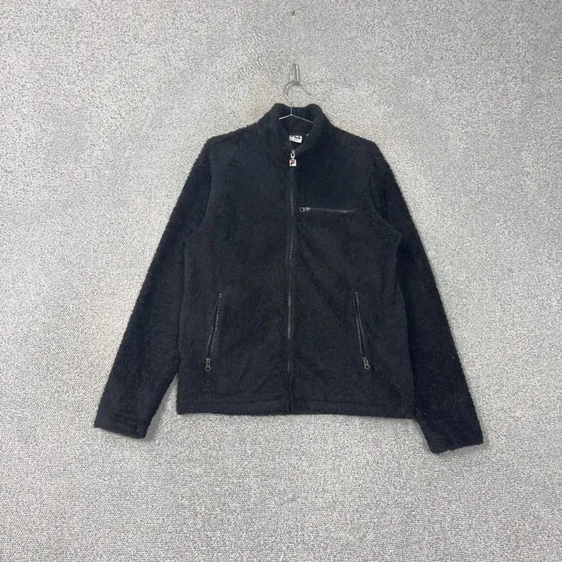 휠라 백로고 블랙 후리스 L 상품이미지1