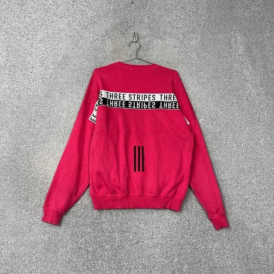 아디다스 삼각로고 핑크 맨투맨 S 상품이미지2