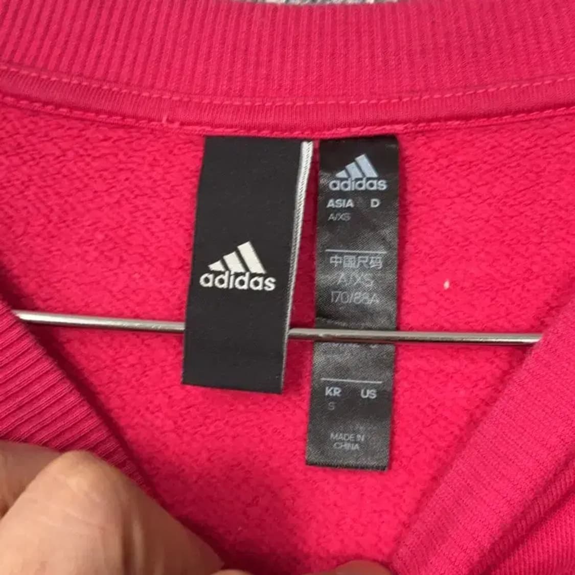 아디다스 삼각로고 핑크 맨투맨 S 상품이미지3