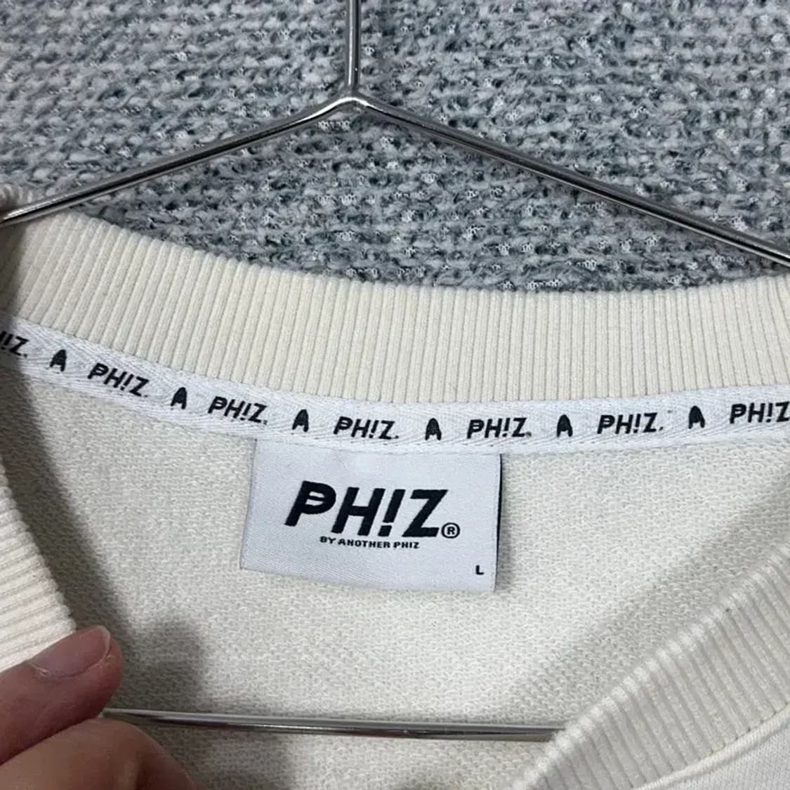 피즈 프린팅 화이트 크림 캐주얼 남성 맨투맨 L 상품이미지3