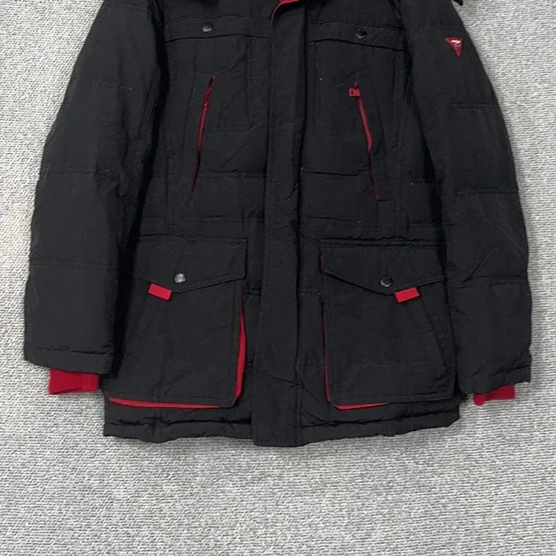 게스 포켓 덕다운 블랙 패딩 95 상품이미지4