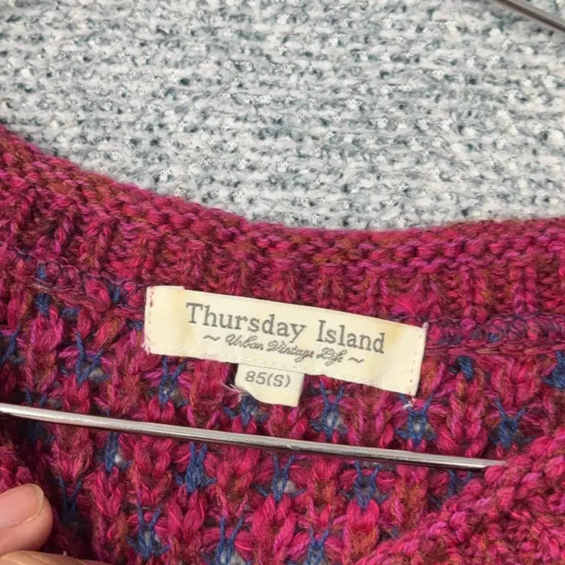 써스데이아일랜드 여성 캐주얼 니트 85 상품이미지5