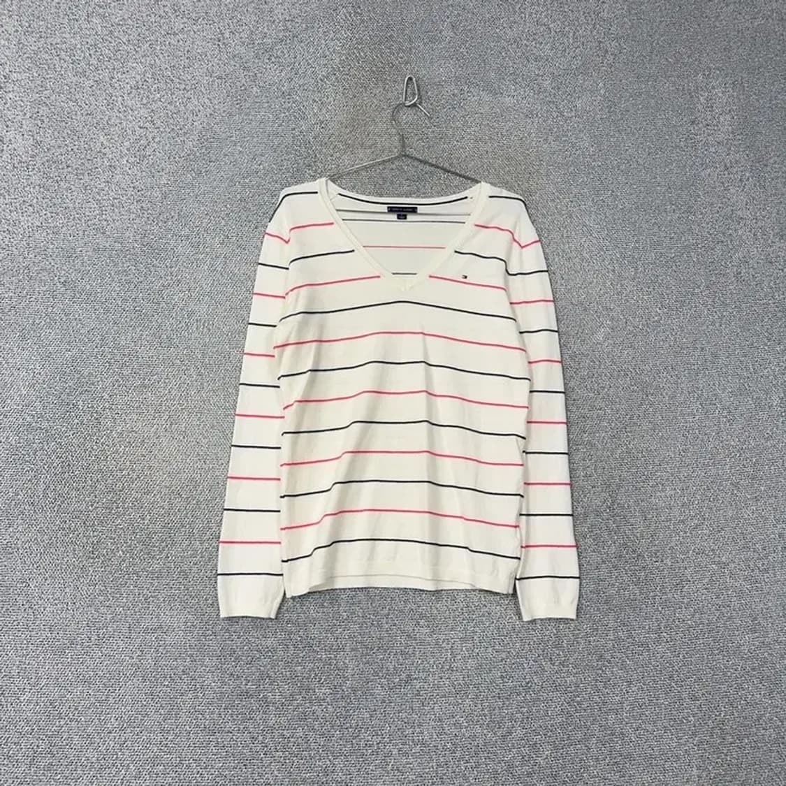 타미힐피거 브이넥 스트라이프 니트 M 상품이미지1