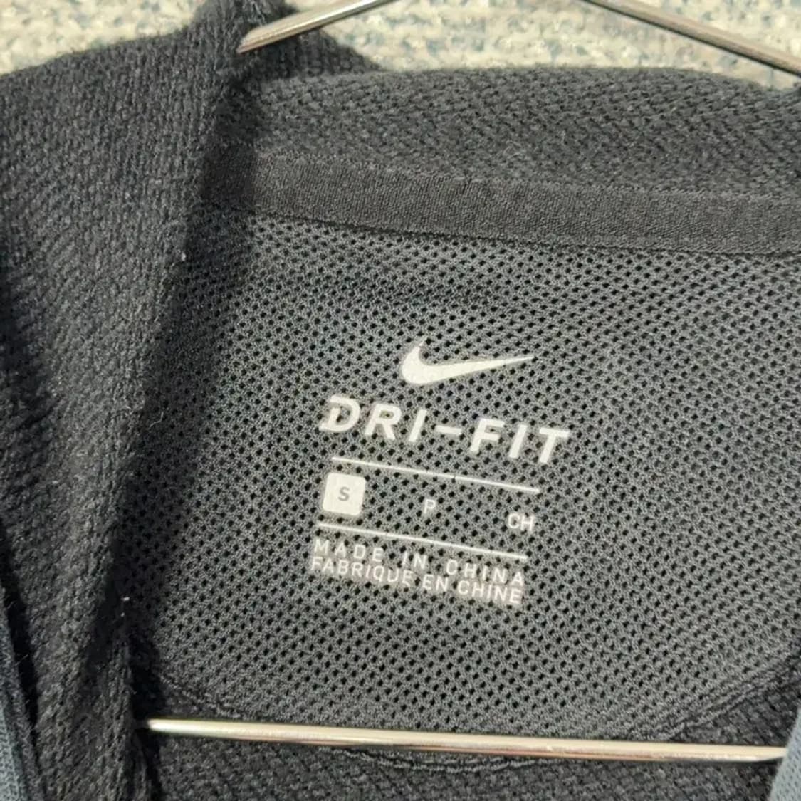 나이키 드라이핏 블랙 후드티 S 상품이미지3