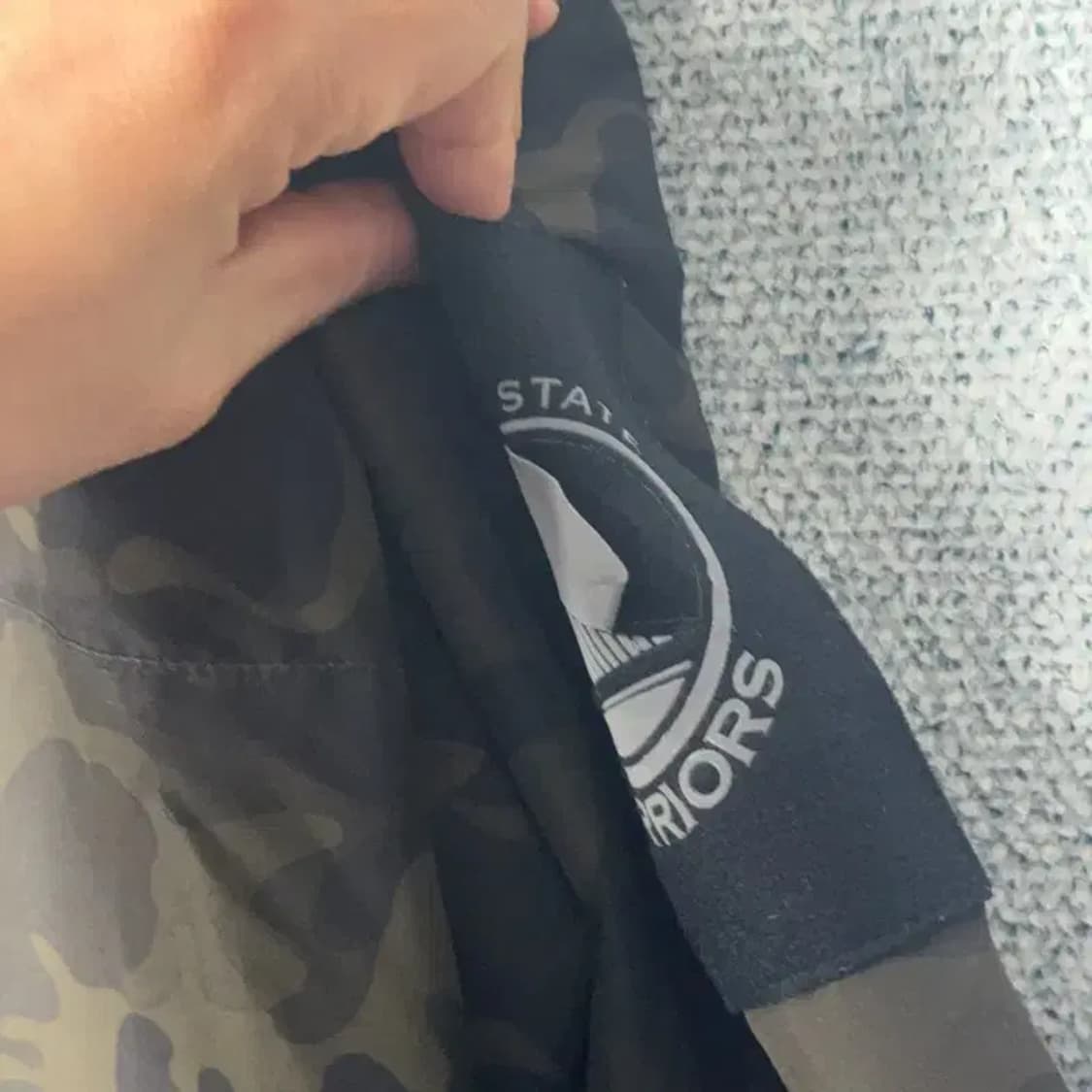NBA 골든스테이트 밀리터리 카모 패턴 아노락 후드 바람막이 웜업 L 상품이미지4