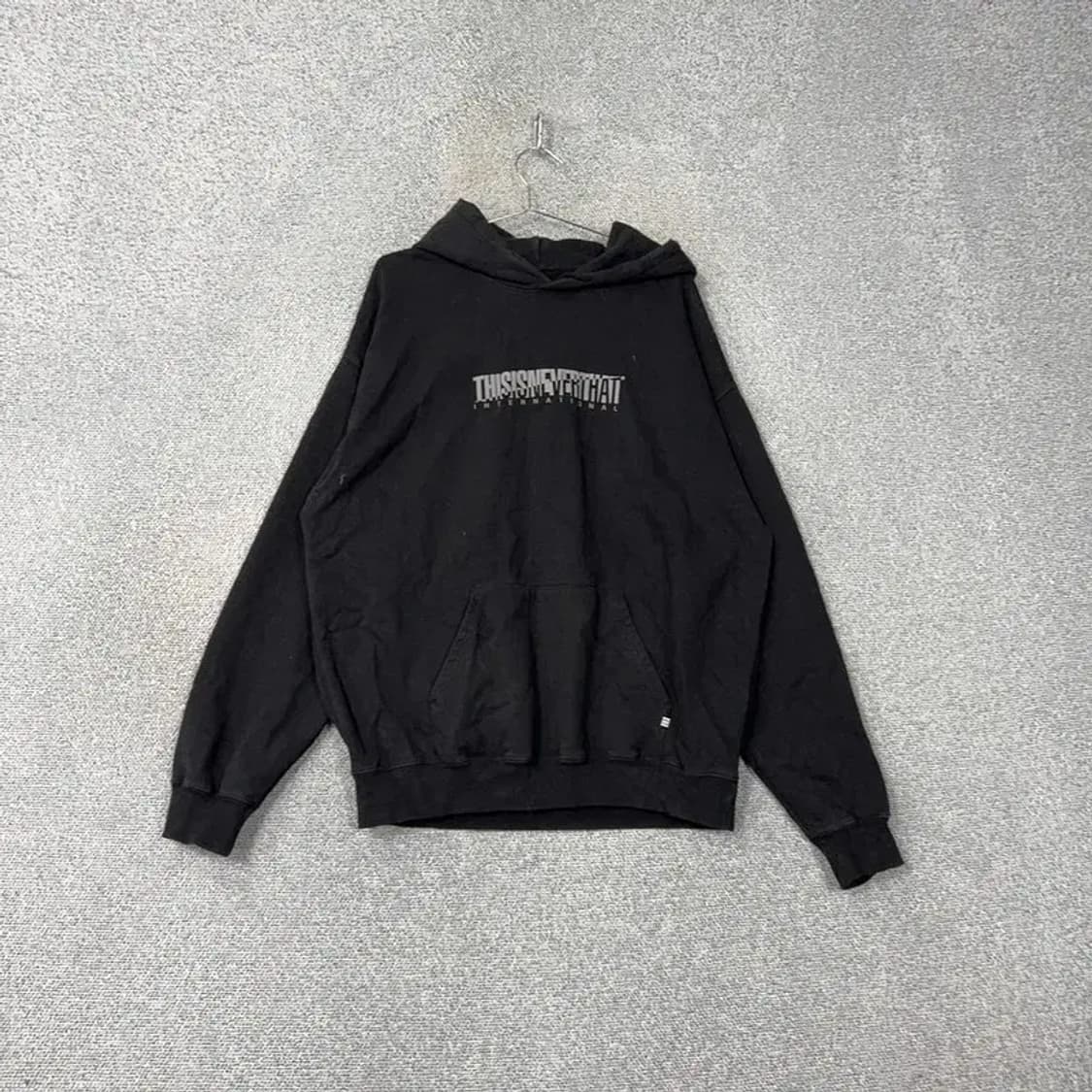 디스이즈네버댓 스펠 로고 블랙 스웻 후드티 XL 상품이미지1