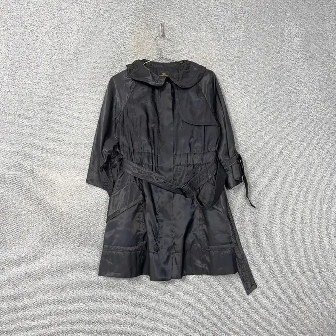 한섬 오즈세컨 여성 블랙 벨티드 코트 55 상품이미지1