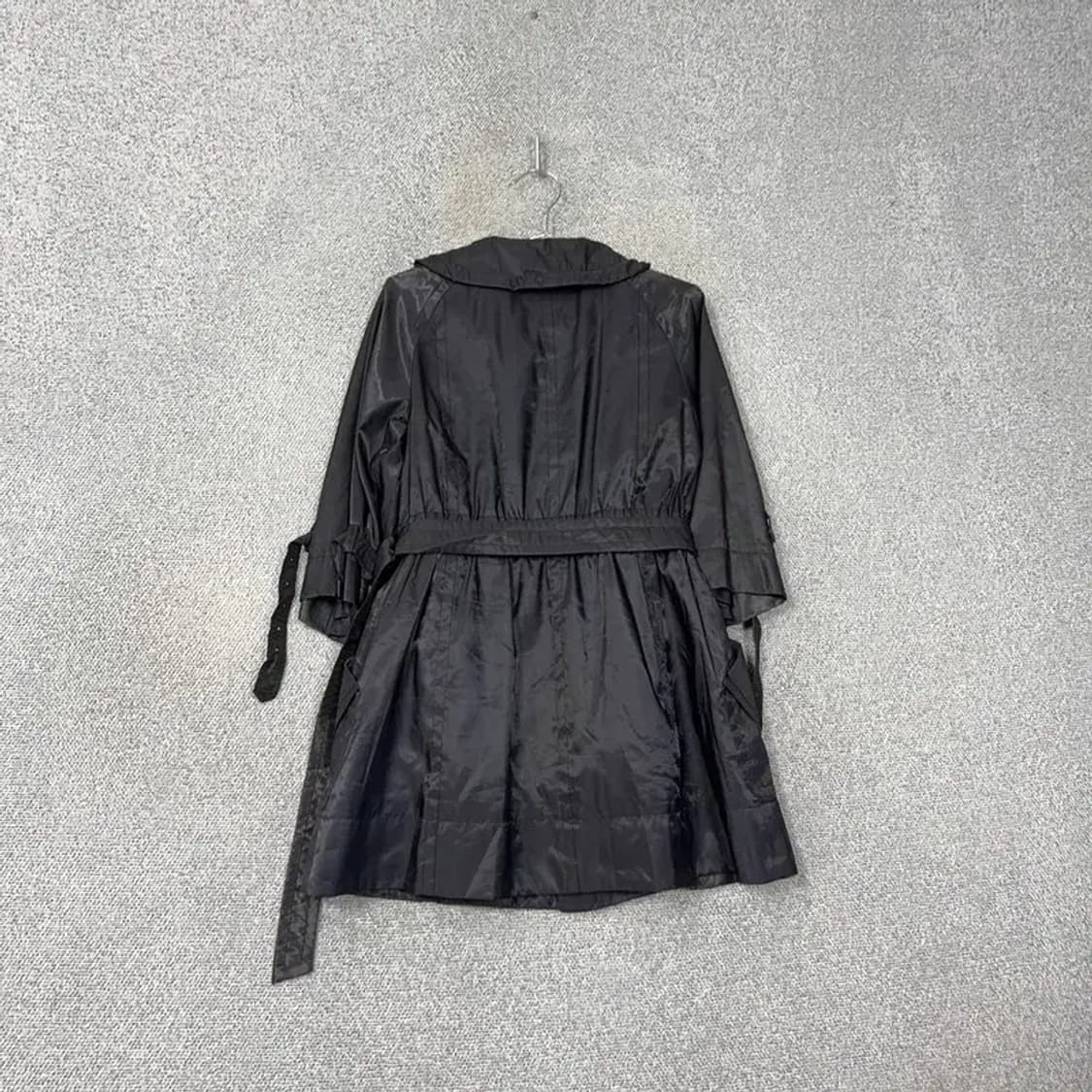 한섬 오즈세컨 여성 블랙 벨티드 코트 55 상품이미지2