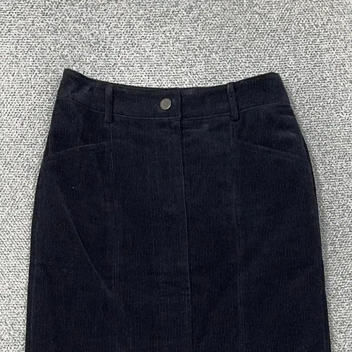 올리브데올리브 코듀로이 네이비 스커트 1사이즈 상품이미지3