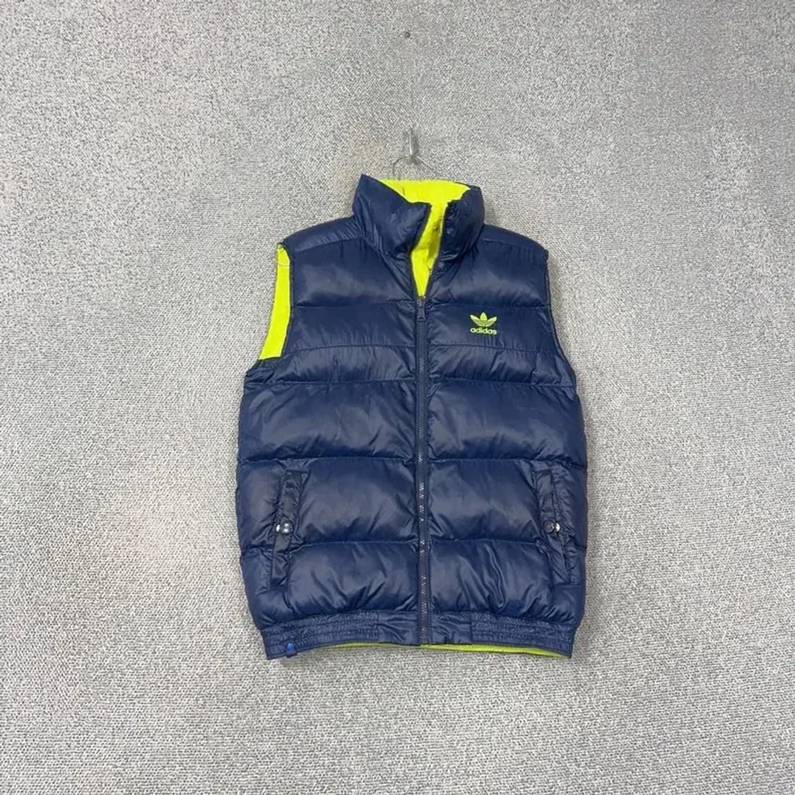 아디다스 양면 네이비 패딩 조끼 090 상품이미지1