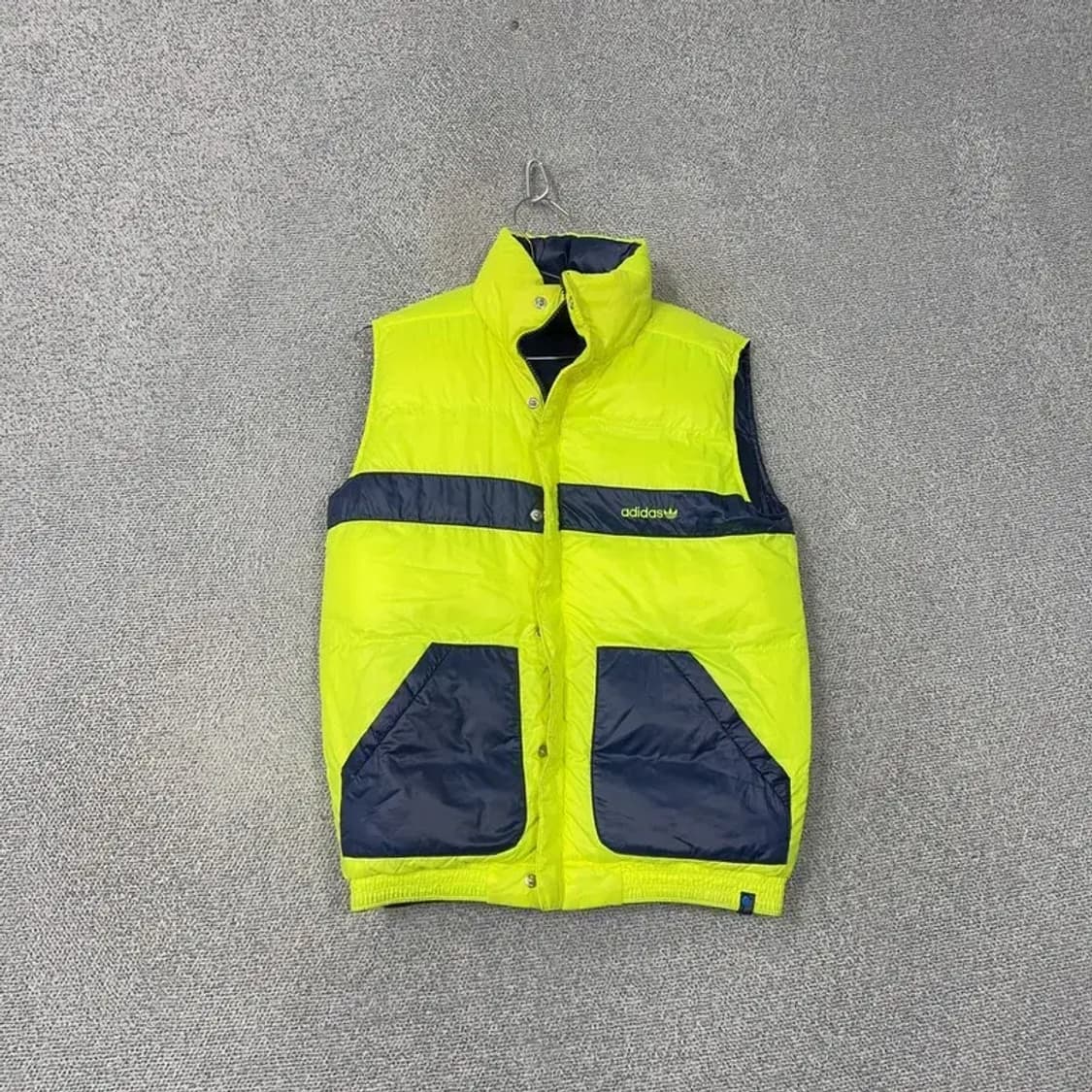 아디다스 양면 네이비 패딩 조끼 090 상품이미지5