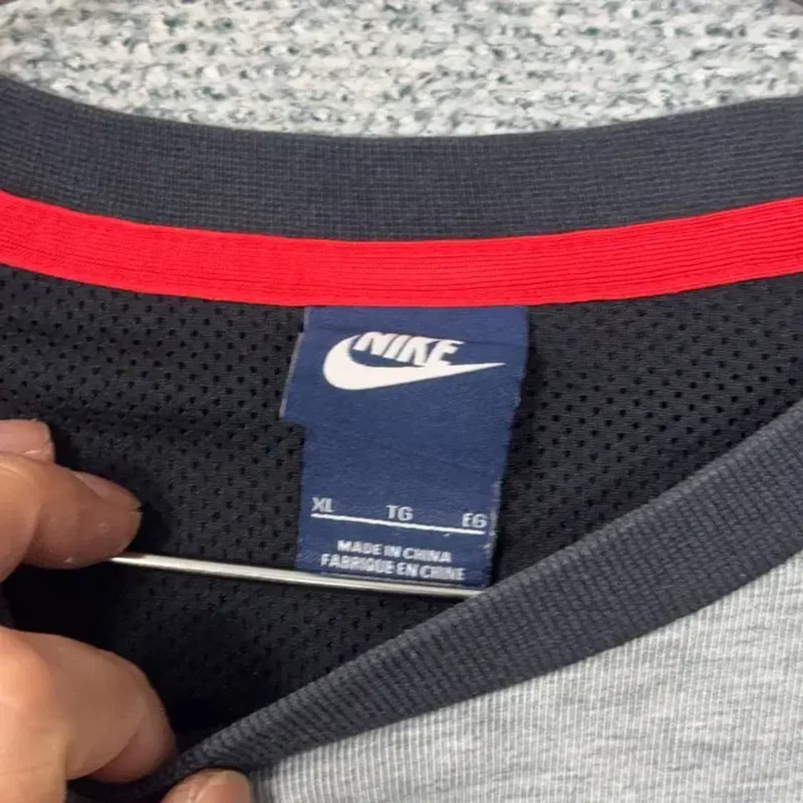 나이키 캐주얼 로고 라이트 그레이 맨투맨 XL 상품이미지3