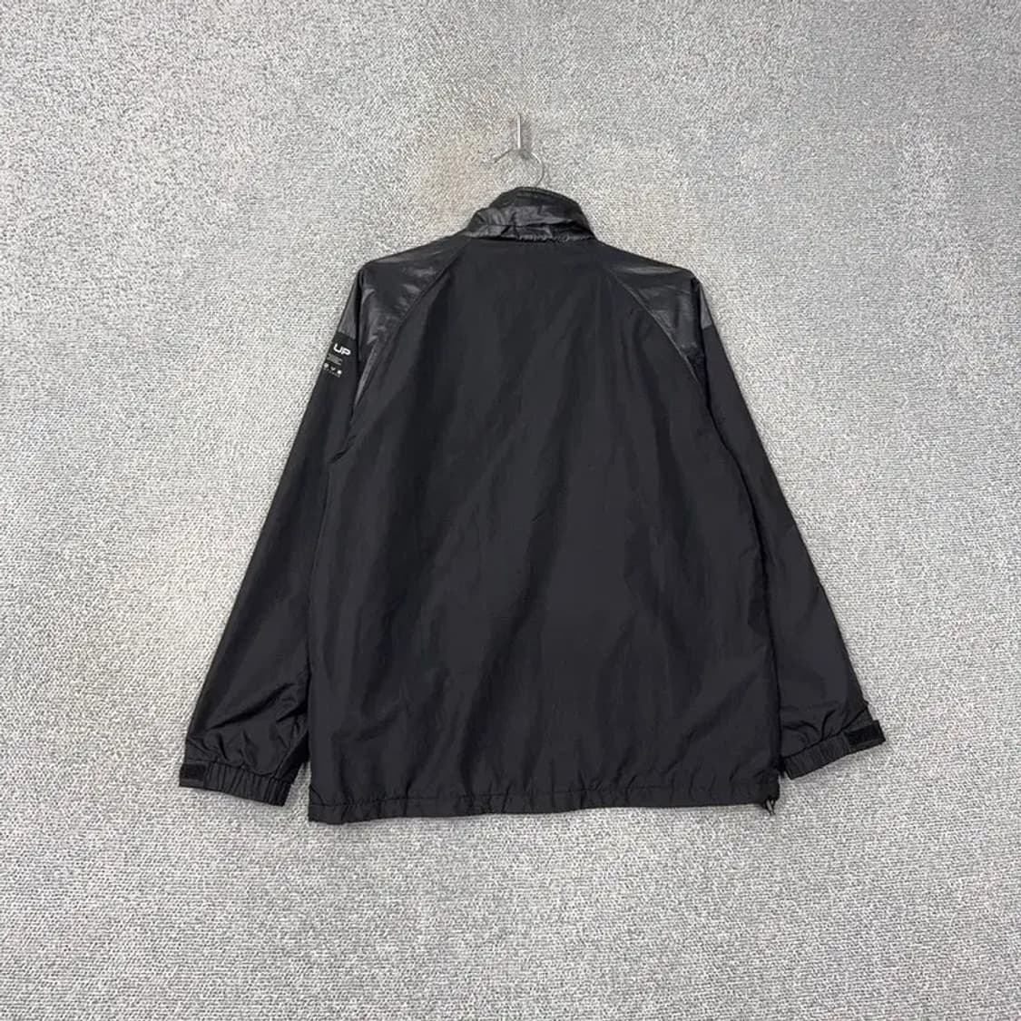 리복 블랙 로고 유광 바람막이 95 상품이미지2