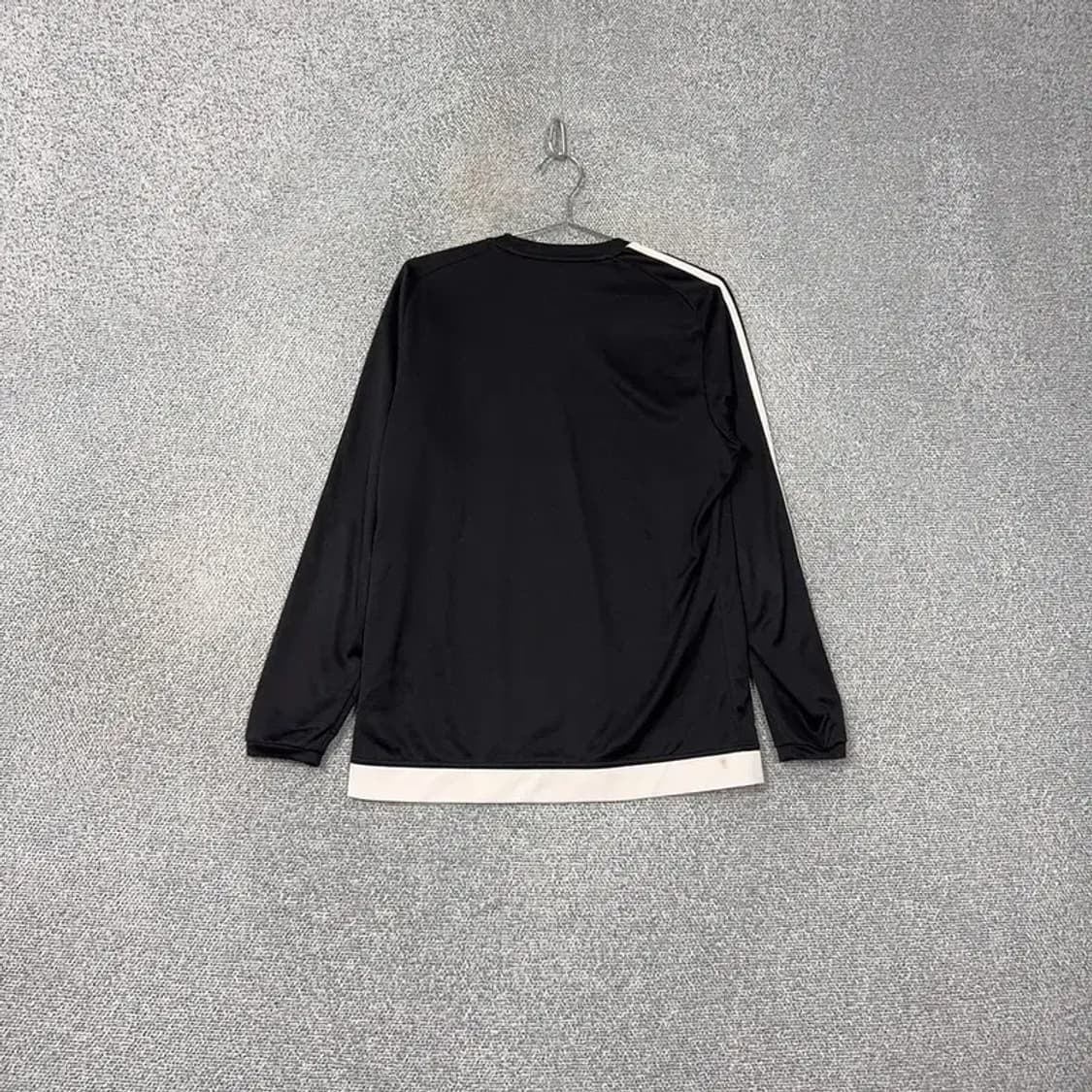 아디다스 로고 삼선 블랙 기능성 긴팔티 XL 상품이미지2