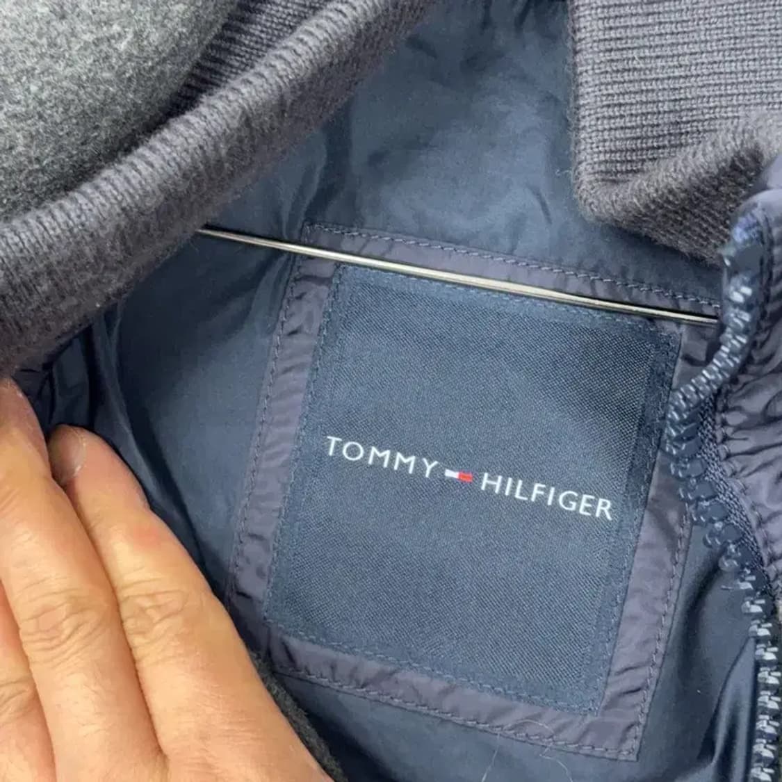 타미힐피거 그레이 멀티포켓 후드 패딩 M 상품이미지5