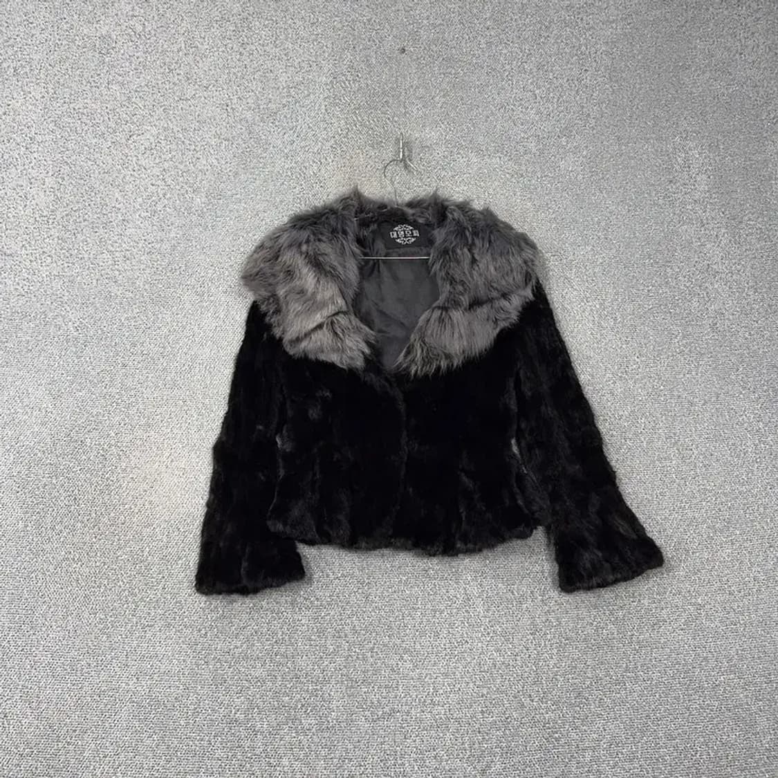 대명모피 밍크 블랙 실버넥 퍼 자켓 66 상품이미지1