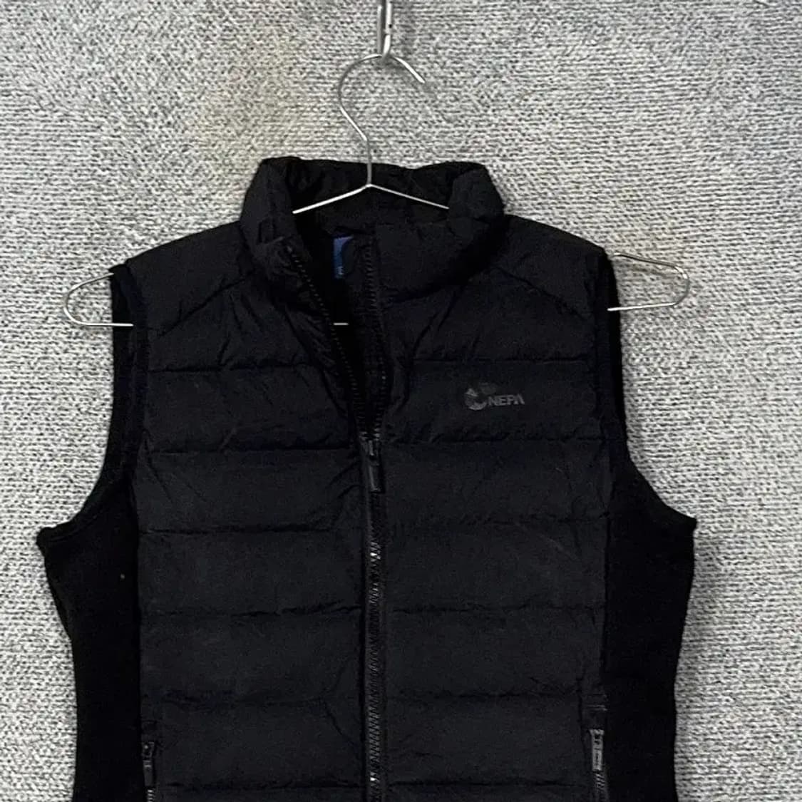 네파 블랙 구스 경량 패딩 조끼 90 상품이미지3