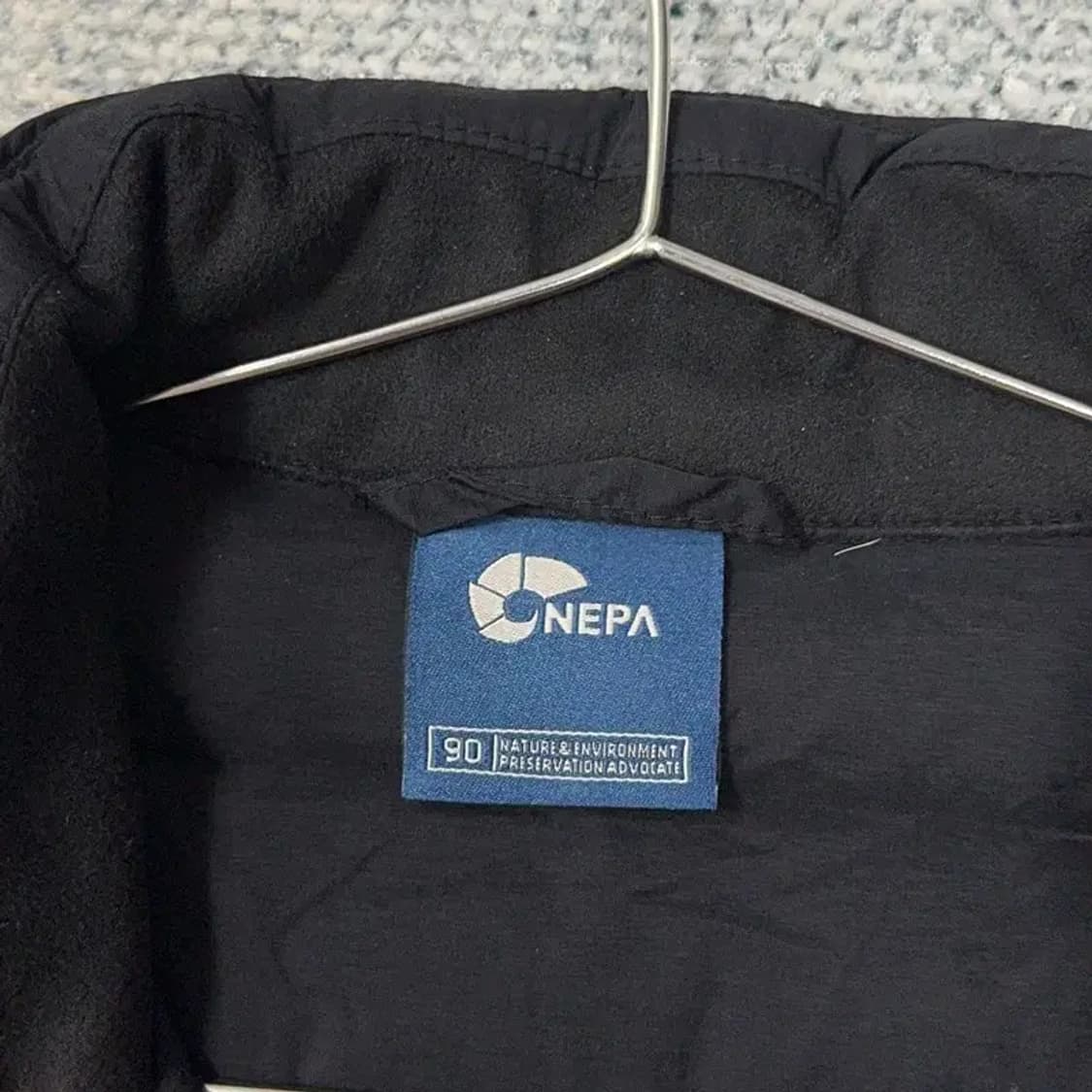 네파 블랙 구스 경량 패딩 조끼 90 상품이미지5