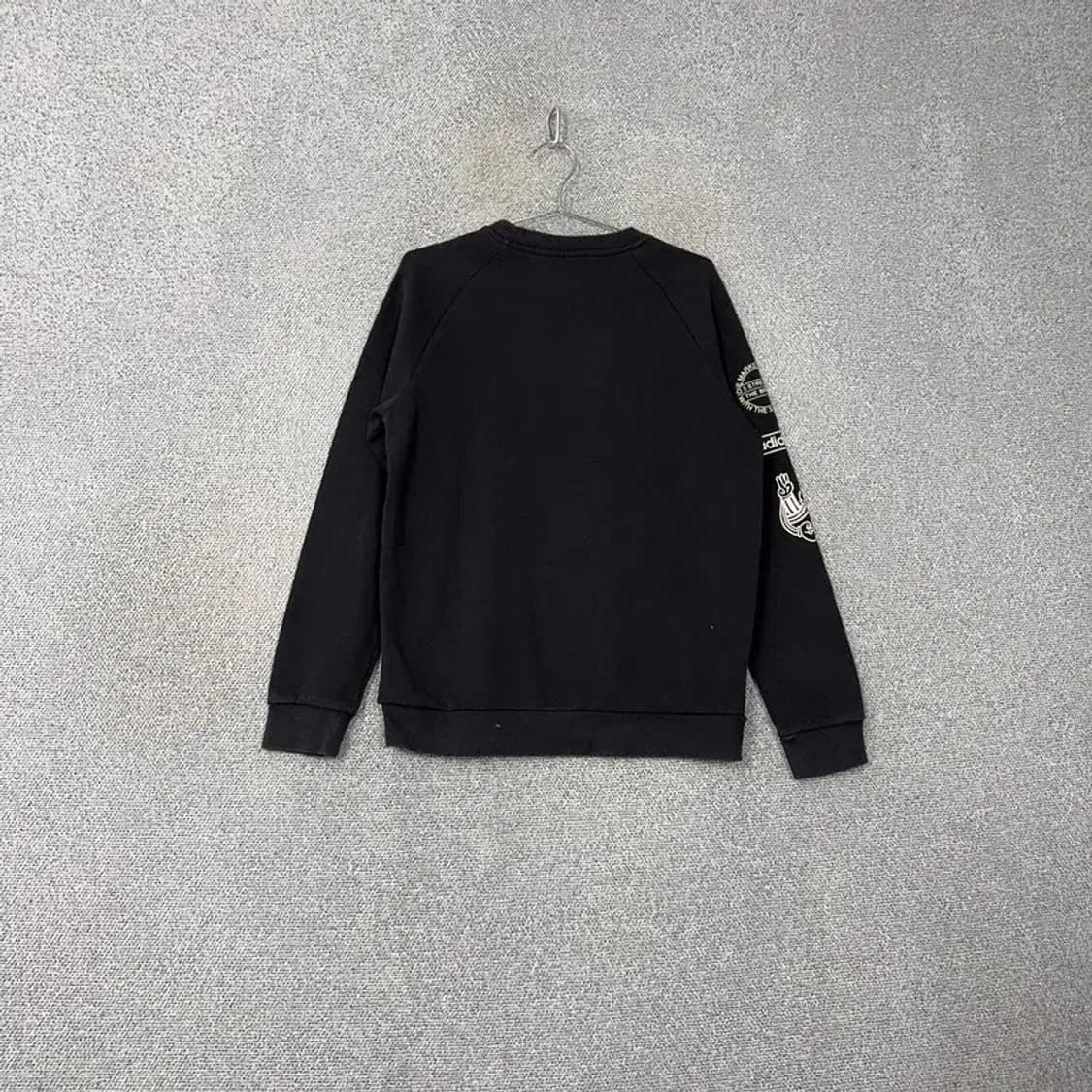 아디다스 불꽃 로고 블랙 맨투맨 M 상품이미지2