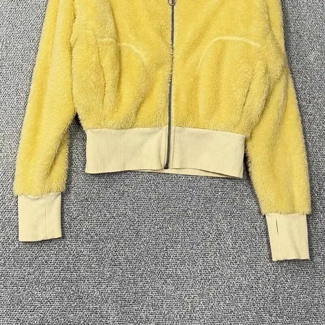 안다르 옐로우 양털 뽀글이 후리스 자켓 2 상품이미지4