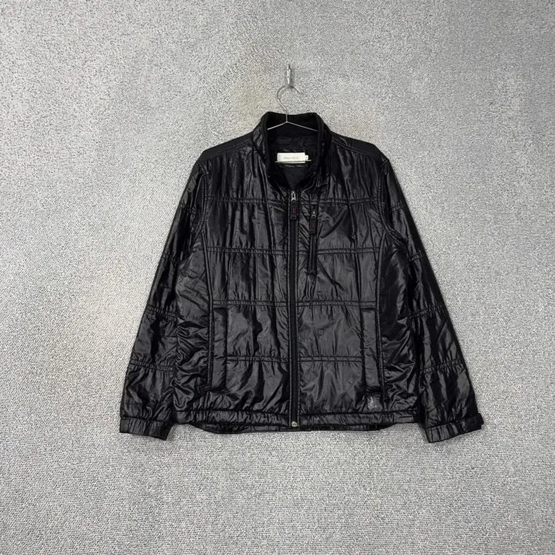 빈폴 유광 블랙 경량 패딩 자켓 100 상품이미지1