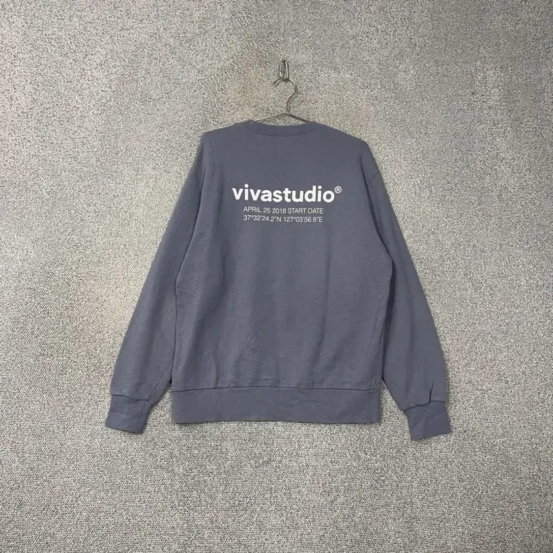 비바스튜디오 백로고 프린팅 맨투맨 M 상품이미지2