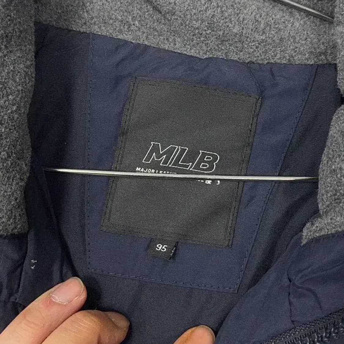 MLB 뉴욕양키즈 로고 다운 롱패딩 점퍼 95 상품이미지5