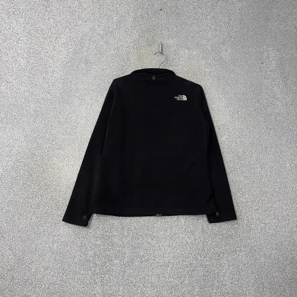 노스페이스 블랙 로고 여성 후리스 95 상품이미지2