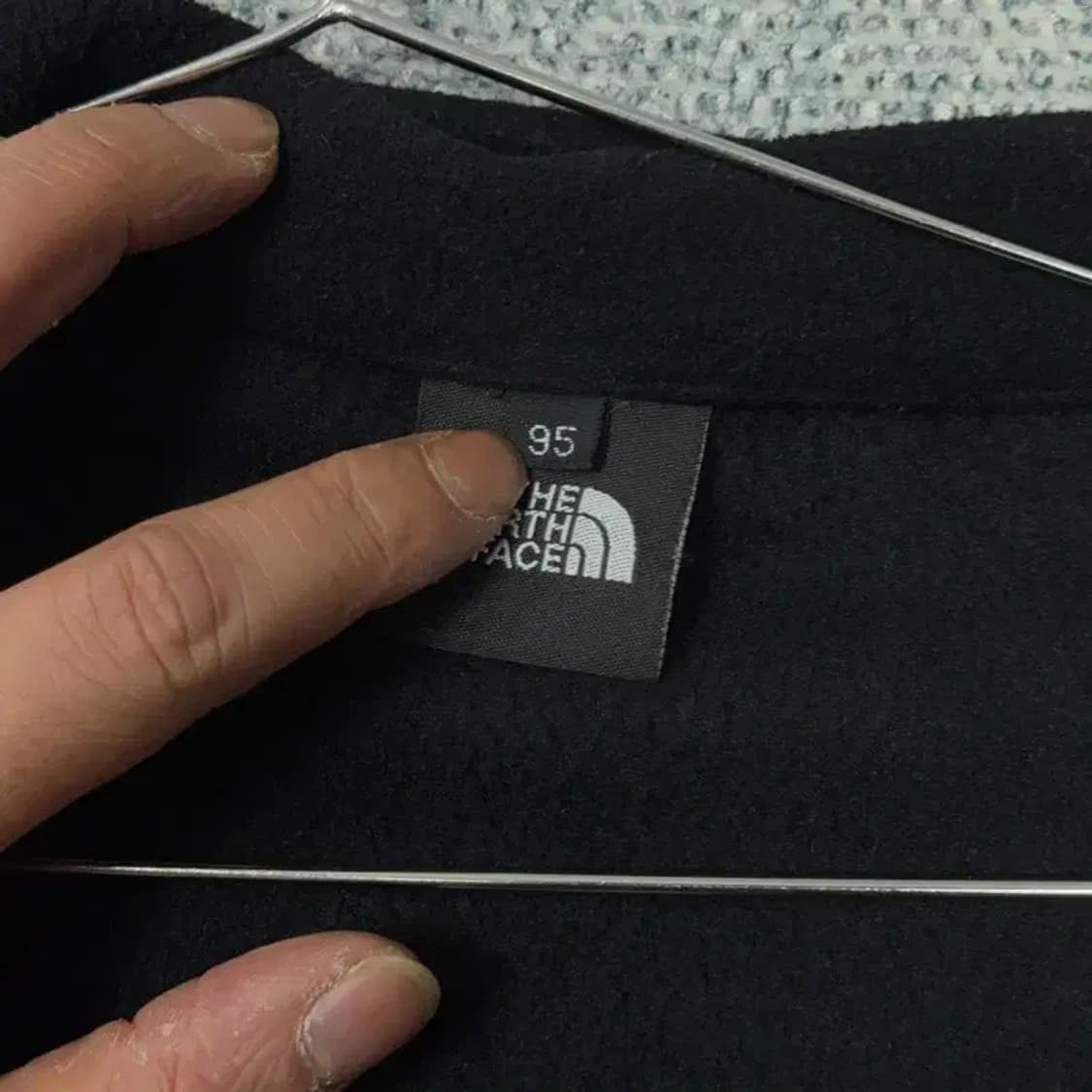 노스페이스 블랙 로고 여성 후리스 95 상품이미지3
